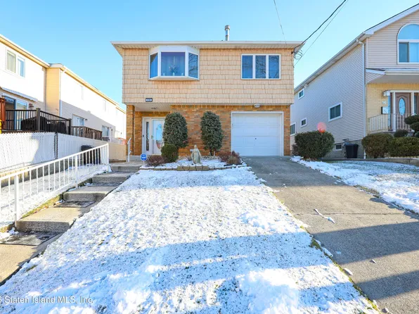 12 Daleham St, Staten Island, NY 10308