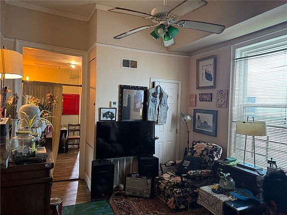 5th image of 1213-15 N Johnson St