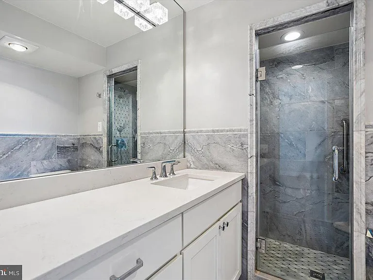5101 River Rd #1201 — Photo 19