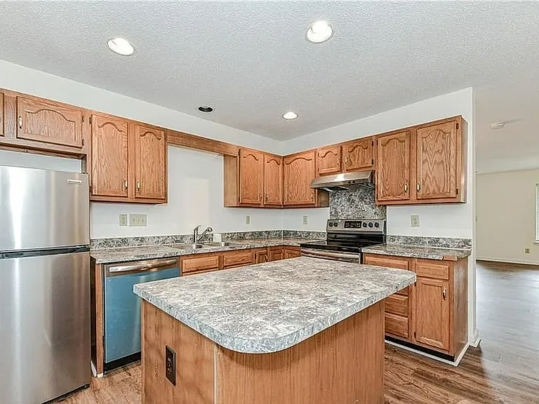 3640 Huyton Ct — Photo 14