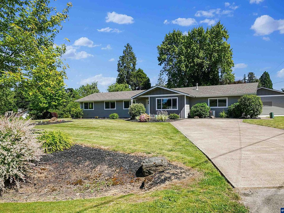 1st image of 1552 59th Ave SE