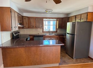 8 Percy St APT A, Chicopee, MA 01020