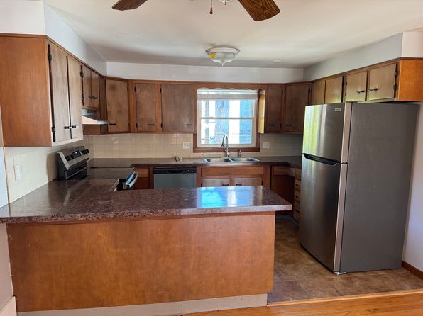 8 Percy St APT A