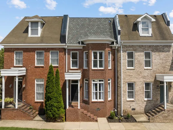 112 Savannah Ave, Pleasant View, TN 37146