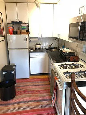 Rented by The Downtown LLC | media 23