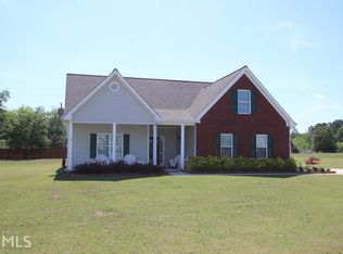 103 Still Water Ct, Lagrange, GA 30241