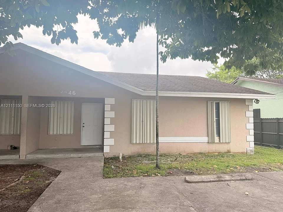 2644 E Superior St #2646