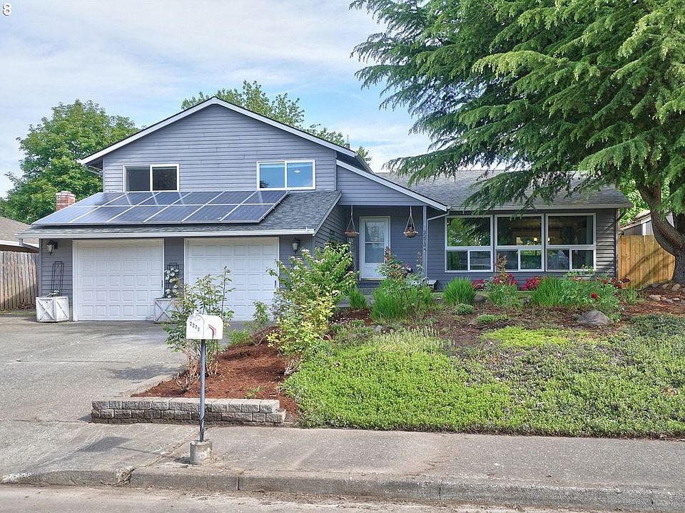 1st image of 2273 SE Willow Ct