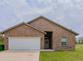 2107 Hemphill St, Greenville, TX 75401