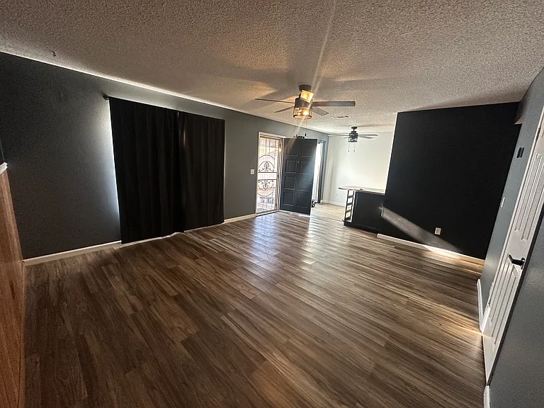 10334 Great Rock Rd — Photo 2