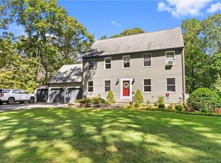 194 Mile Creek Rd, Old Lyme, CT 06371