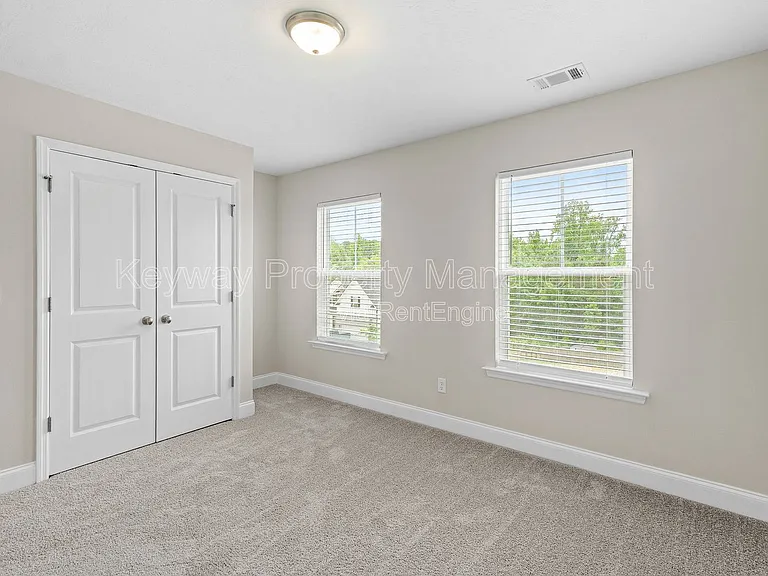 1260 Elias Sta — Photo 22
