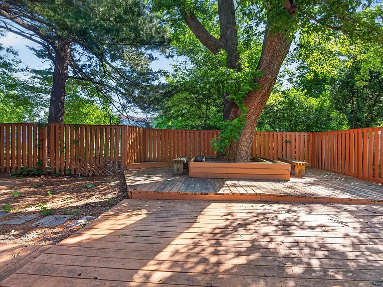 11306 Geddys Ct — Photo 25