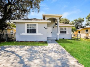709 SW 1st St, Hallandale Beach, FL 33009