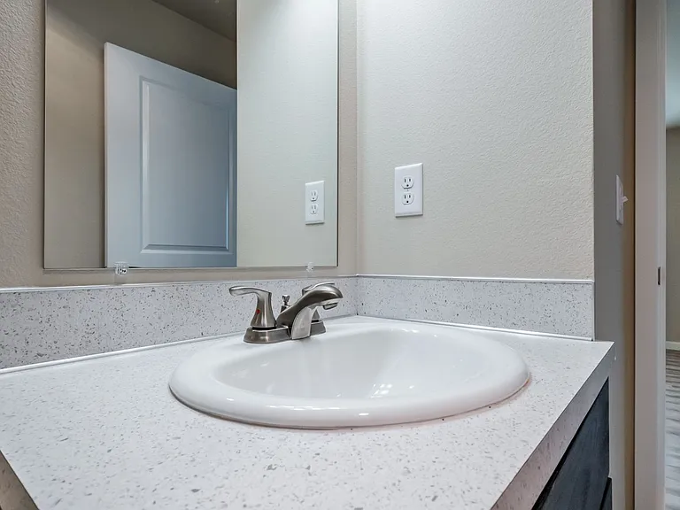 Santiam Gateway Apartments — Photo 43