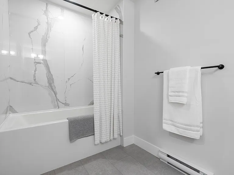 45754 Wellington Ave #401 — Photo 7