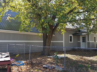 218 N King St, Mount Hope, KS 67108