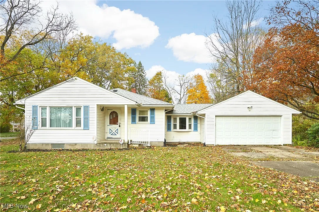 2941 Sweitzer Rd photo 1
