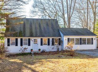 1 Connally Dr, Old Saybrook, CT 06475