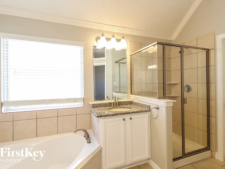 15024 Spruce St — Photo 10