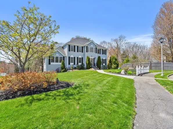 16 Alan Rd, Hudson, MA 01749