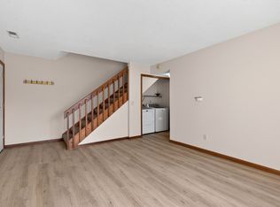 504 Seagraves Ave, Kendallville, IN