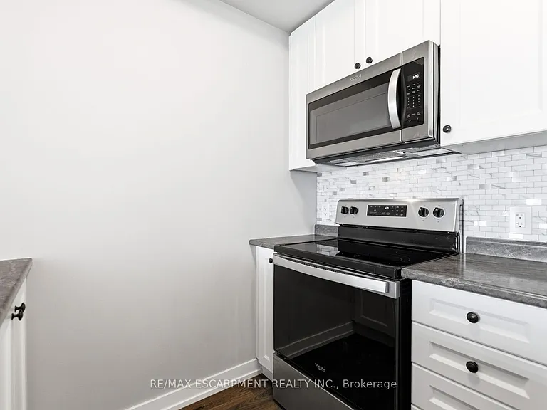 450 Dundas St E #1113 — Photo 20