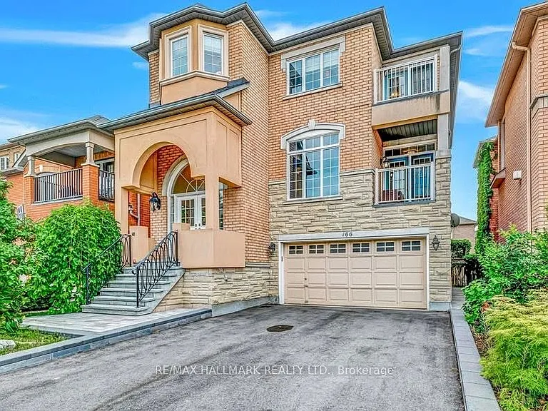 166 Sail Cres #LOWER — Photo 1