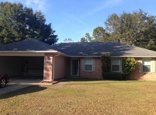 5566 Chantilly Cir, Milton, FL 32583