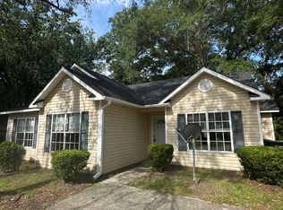 18 Southern Magnolia Dr, Beaufort, SC 29907