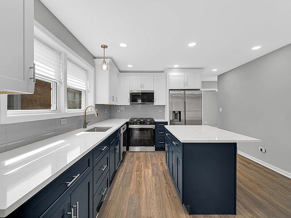 4th image of 3629 W 84th St