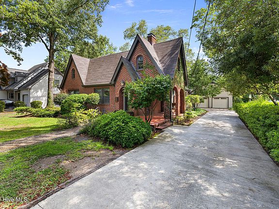3rd image of 1200 Park B Avenue