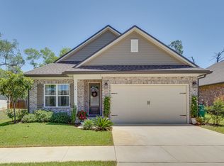 70 Oaktree Blvd, Freeport, FL 32439