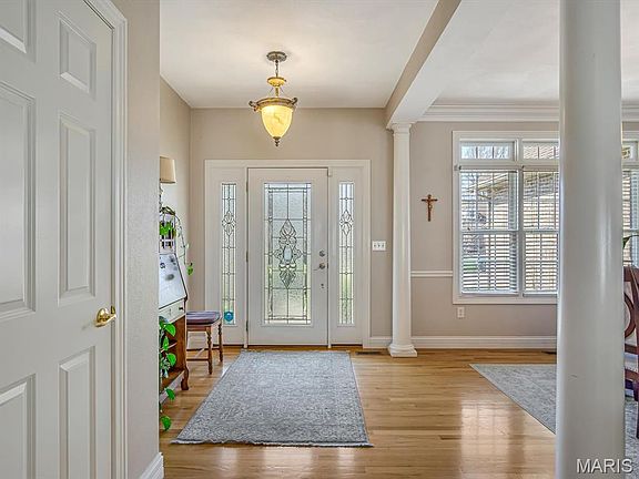 4th image of 9 Timber Bluff Ct