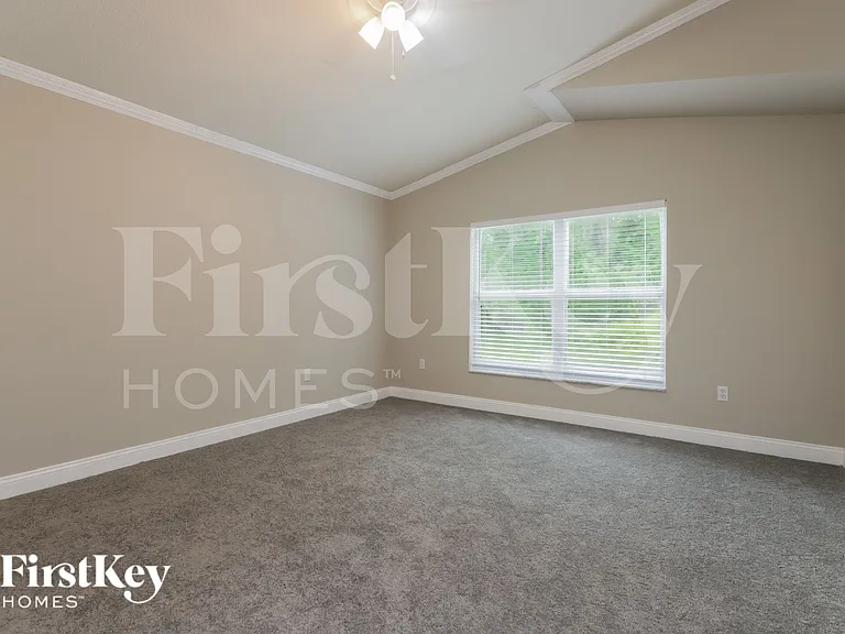 30916 Burleigh Dr — Photo 8