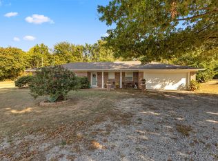15920 County Road 1565, Ada, OK 74820