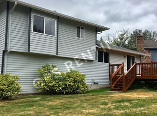 719 213th St SE, Bothell, WA 98021