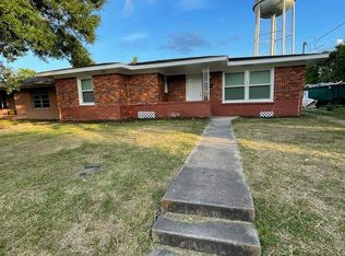 610 Garrett St, Liberty, TX 77575