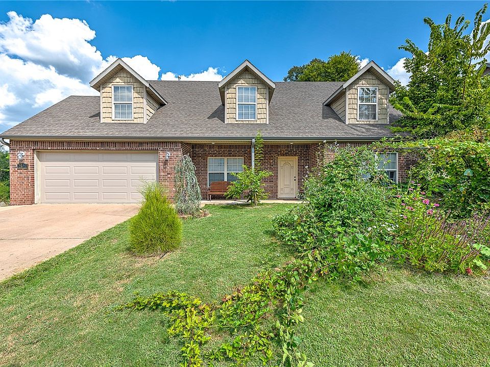 1st image of 1806 W Creekmore Dr