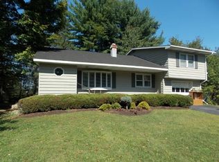 10571 Mapledale Rd, Barneveld, NY 13304