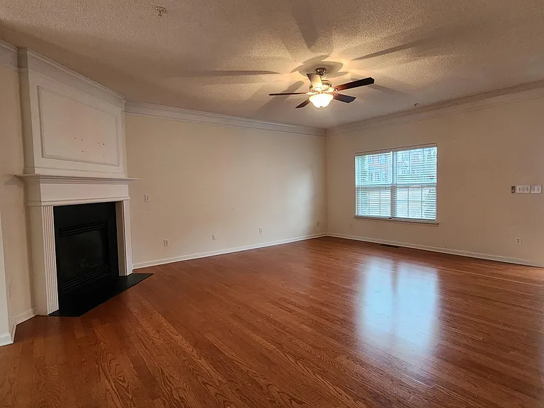 1411 Bay Overlook Dr — Photo 4