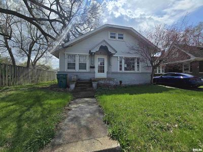 1360 W Main St, Galesburg, IL, 61401