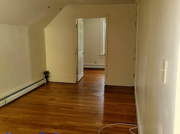 951 Hayward St Unit 2, Manchester, NH 03103
