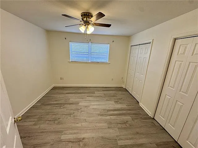 2604 Longwood Dr — Photo 5