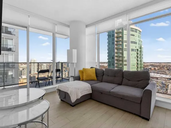 1188 W 3rd St SE #2604, Calgary, AB T2G 1H8