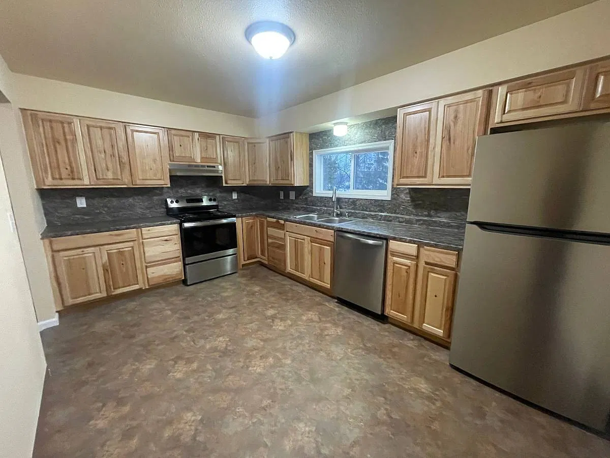2 bed, 1100 sqft, $1,725 — Photo 1