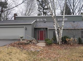 713 Hillside Ter, Ripon, WI 54971
