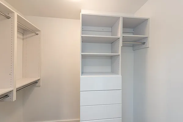 Rented by Nooklyn NYC LLC | media 6