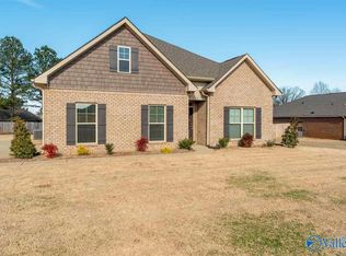 223 Dinner Tree Sq, Huntsville, AL 35811