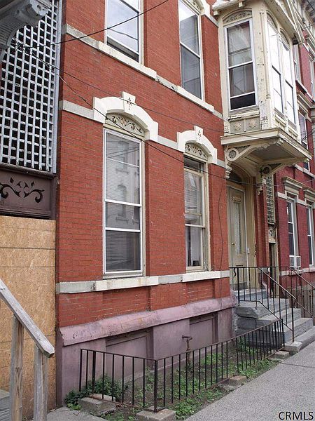 2nd image of 2264 OLD SIXTH Avenue